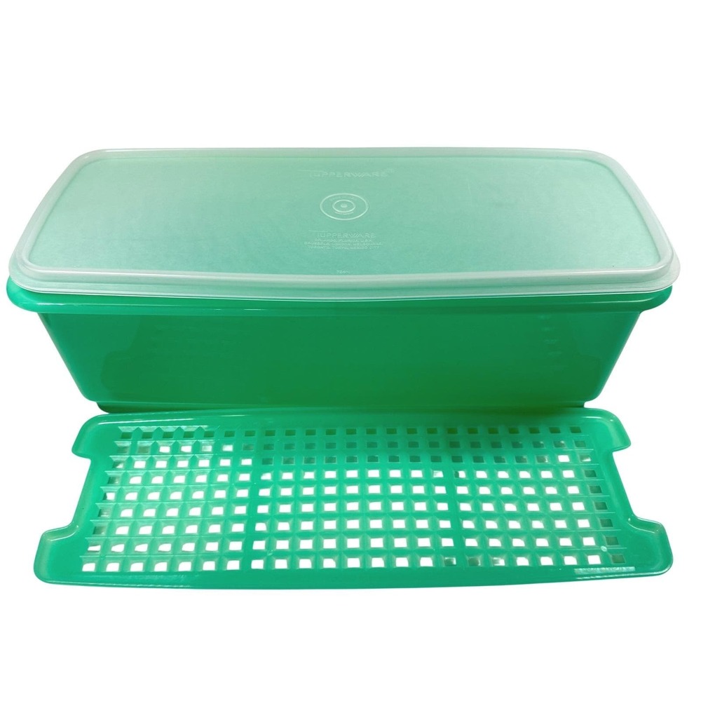 TUPPERWARE Vintage Jadeite Green Vegetable Crisper 784-1 Rectangular Lid Grid